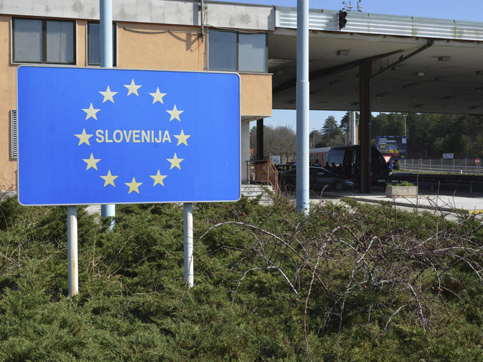 Coronavirus: Slovenia riapre a Italia,via barriere a valichi - Friuli V. G.  - ANSA.it