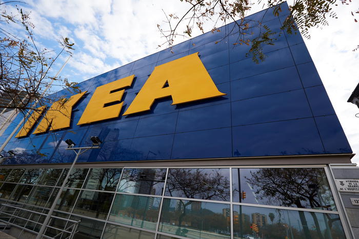Multa da 1 milione di euro a Ikea in Francia per aver fatto spiare i dipendenti