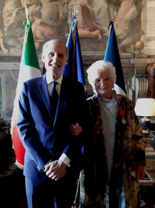 Liliana Segre riceve la Legion d'onore a Palazzo Farnese - Ultima Ora