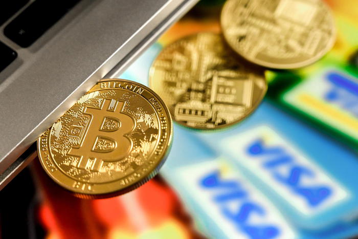 Bitcoin continua la sua corsa, sfonda anche i 61.000 dollari - Ultima Ora