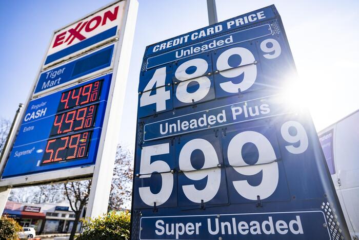 Usa: benzina sotto 4 dollari al gallone,prima volta da marzo - Ultima Ora