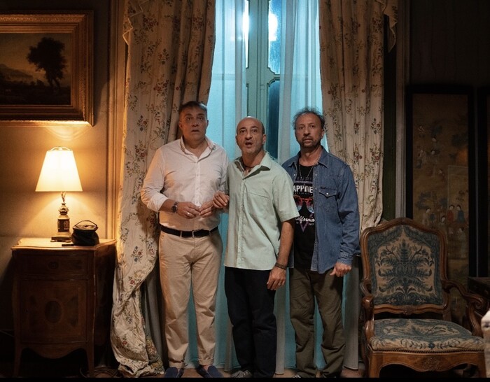 Cinema: con "Tre uomini e un fantasma" I Ditelo Voi in sala - Campania -  ANSA.it