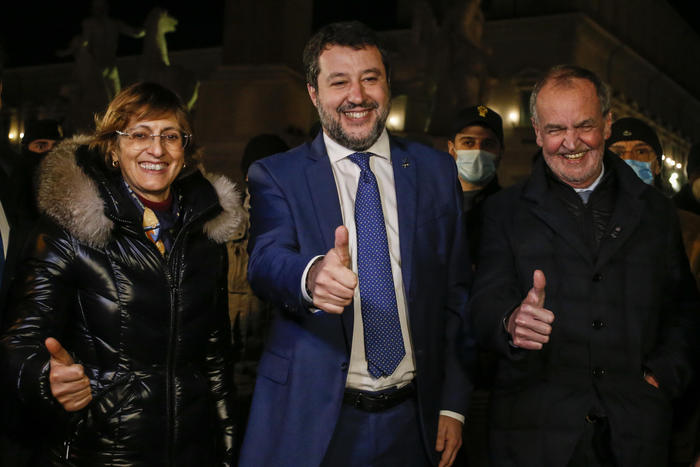 Referendum: Salvini, fare election day con le amministrative. Magi: 'Amato irrispettoso'