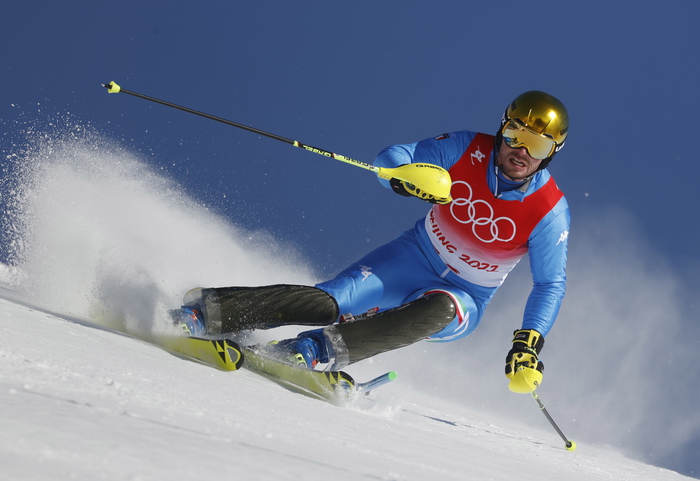 Slalom azzurro, Shiffrin, Pintaurault, cadute olimpiche