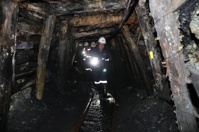 Uomini armati assaltano una miniera d'oro in Perù, 9 morti