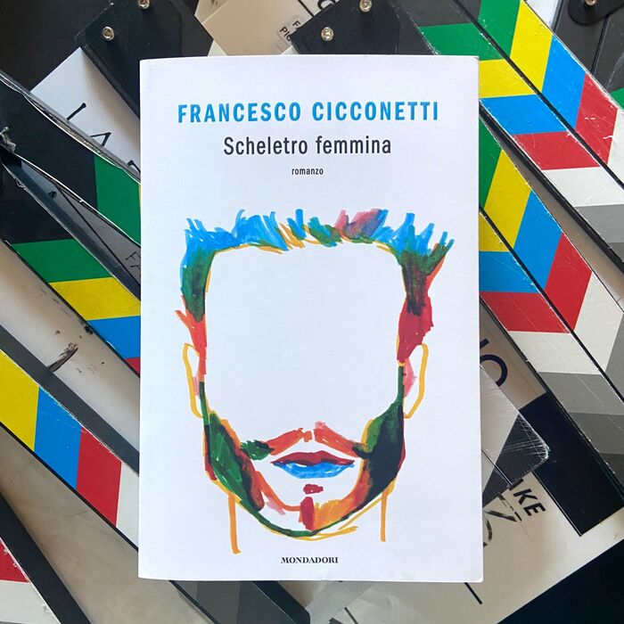 Francesco Cicconetti presenta il libro “Scheletro femmina” per il