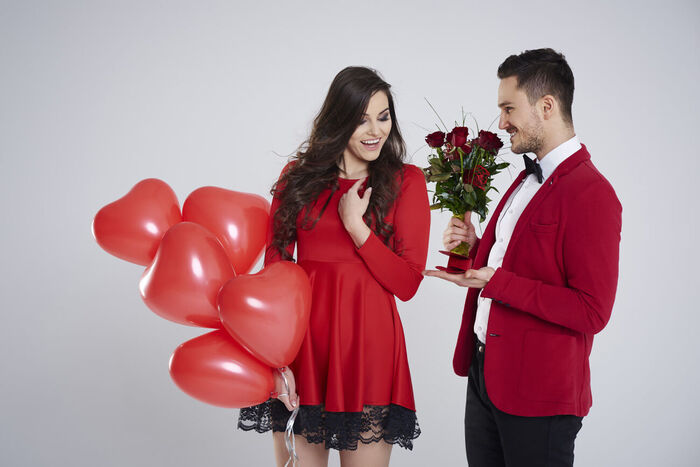 Regali di San Valentino per lui: cosa regalargli quest'anno?