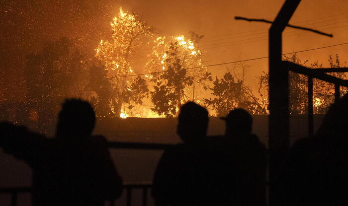 Death toll in fires in Chile rises to 51