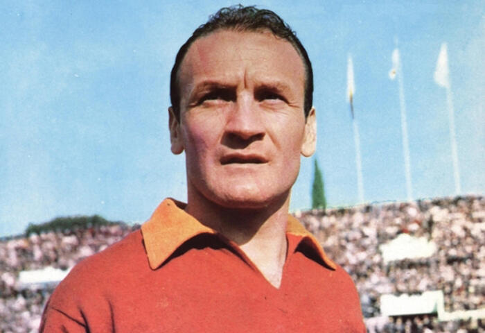 Giacomo Losi, former Roma captain, dies at the age of 88