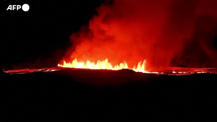 New volcanic eruption in southwestern Iceland
