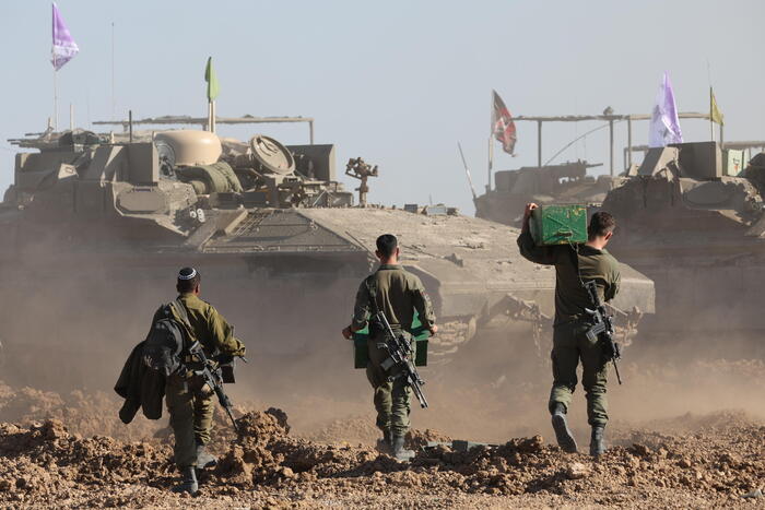 Israele, 'morti 4 soldati a Gaza sud, bilancio ora a 260'