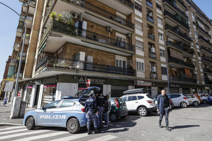 Man stabs wife to death at home near Bergamo