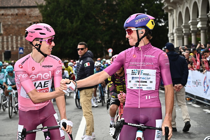 Giro: Merlier wins stage 3, Pogacar stays in pink
