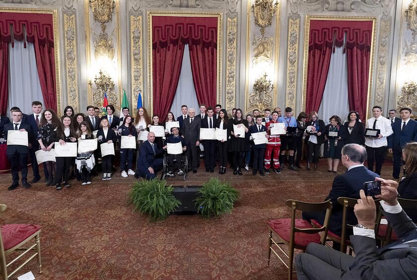 Mattarella premia giovani "Alfieri", costruttori di comunit - ALL RIGHTS RESERVED