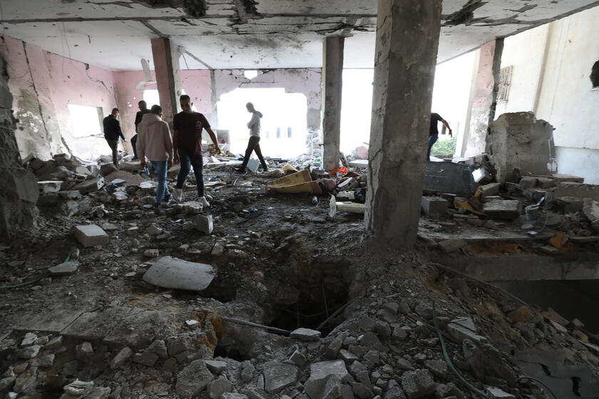 Guerra in Medioriente: dopo attacco a moschea a Jenin altri morti in Cisgiordania © ANSA/EPA