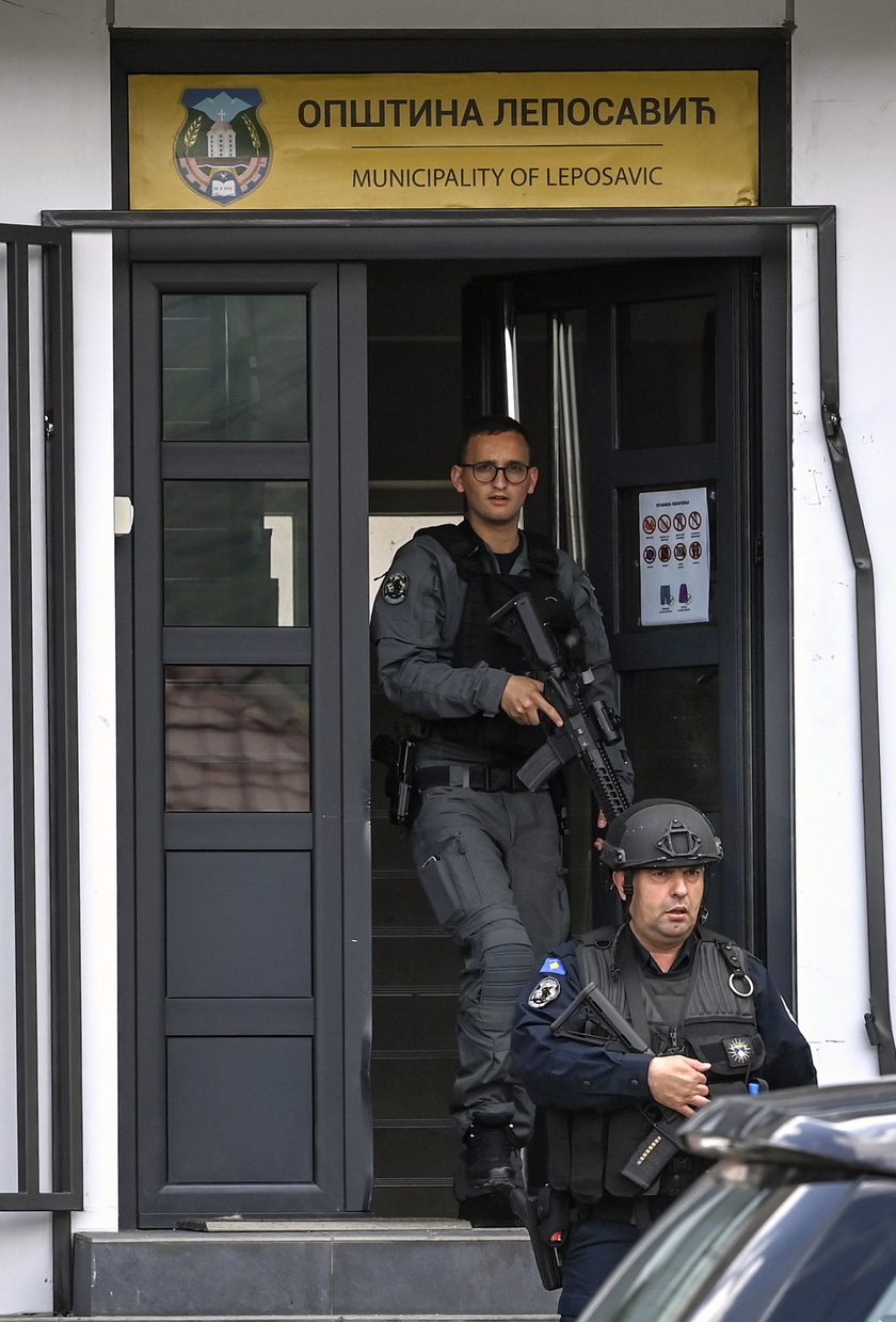 Kosovo increases security amid tension with Serb minority - RIPRODUZIONE RISERVATA