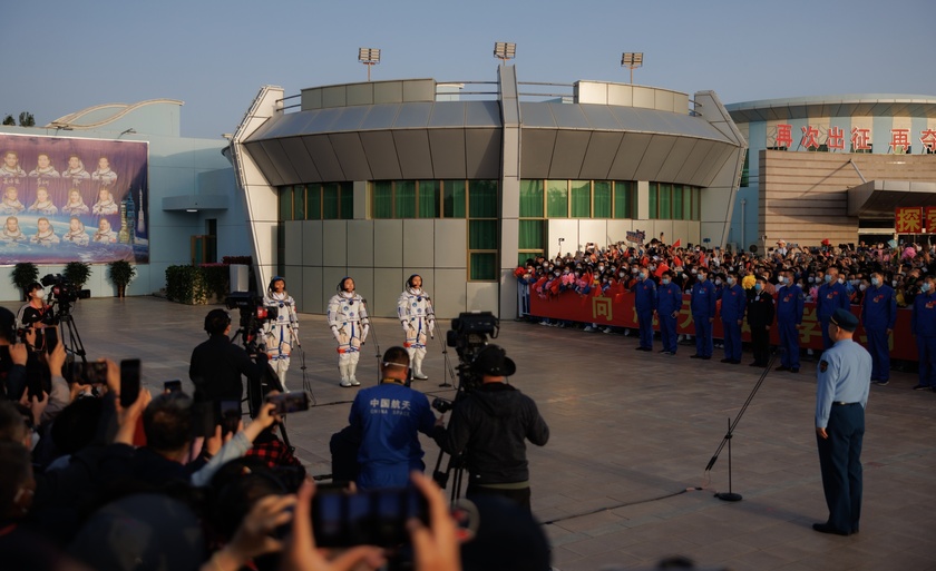 China launches Shenzhou-16 manned space flight mission - RIPRODUZIONE RISERVATA
