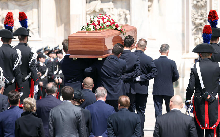Funerali di Stato di Silvio Berlusconi; funzione religiosa in Duomo a Milano - RIPRODUZIONE RISERVATA