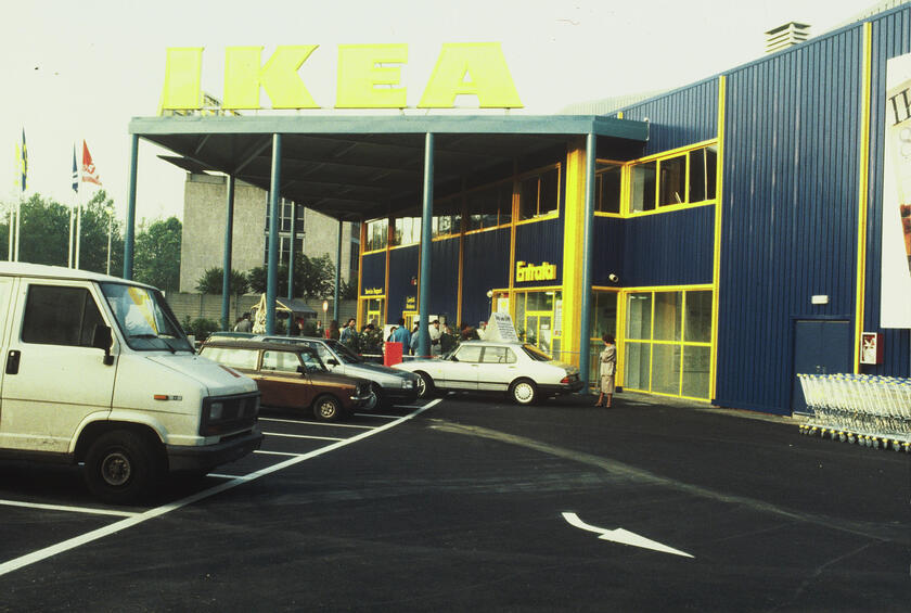IKEA Italia - Cinesello Balsamo 1984 - RIPRODUZIONE RISERVATA