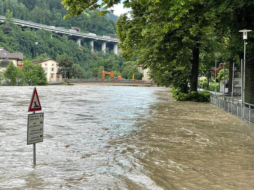 Maltempo in Alto Adige, fiume Adige sotto osservazione - RIPRODUZIONE RISERVATA