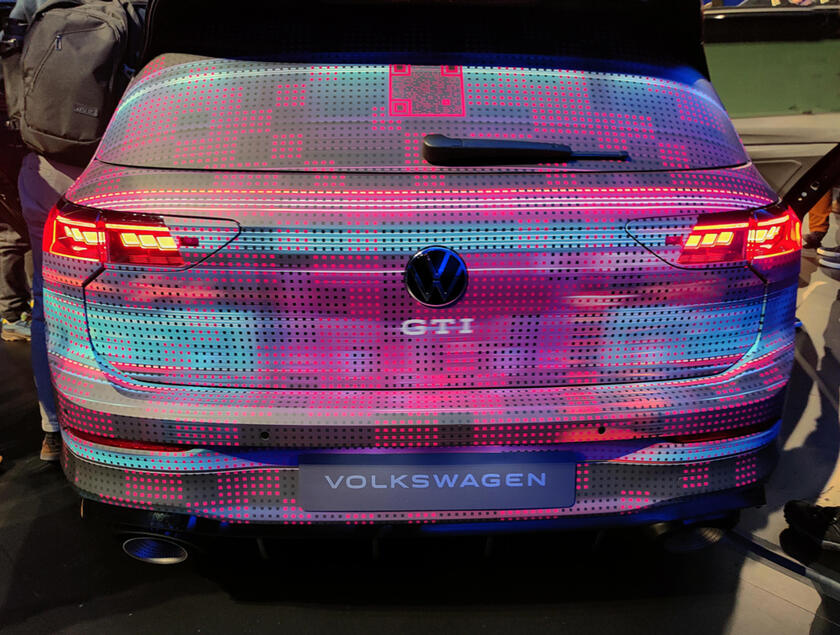 Volkswagen Golf GTI, l 'evoluzione più che esterna è nell 'abitacolo - RIPRODUZIONE RISERVATA