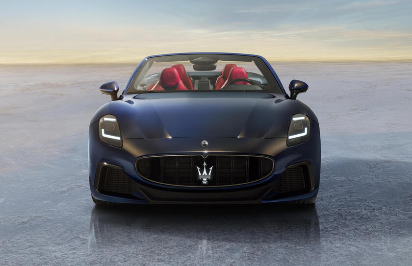 Maserati GranCabrio: eleganza aperta alle prestazioni © ANSA/Web
