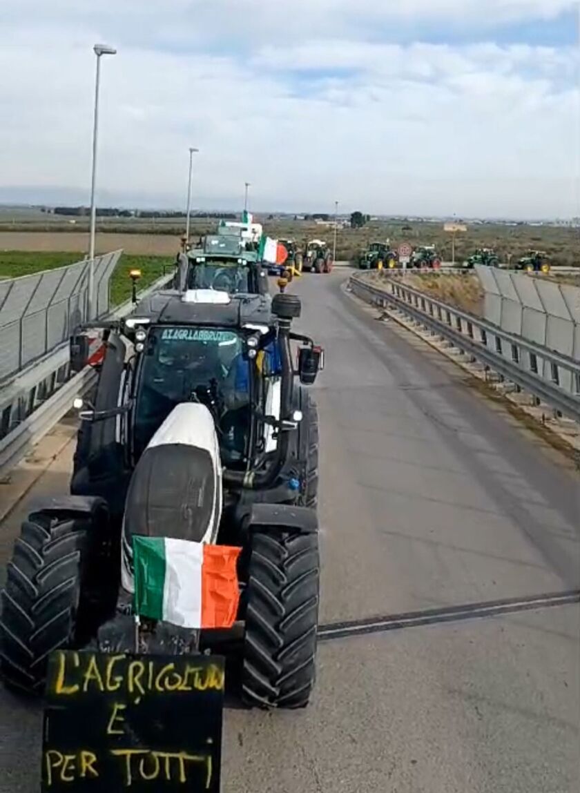 Tractor protests in Italy - ALL RIGHTS RESERVED