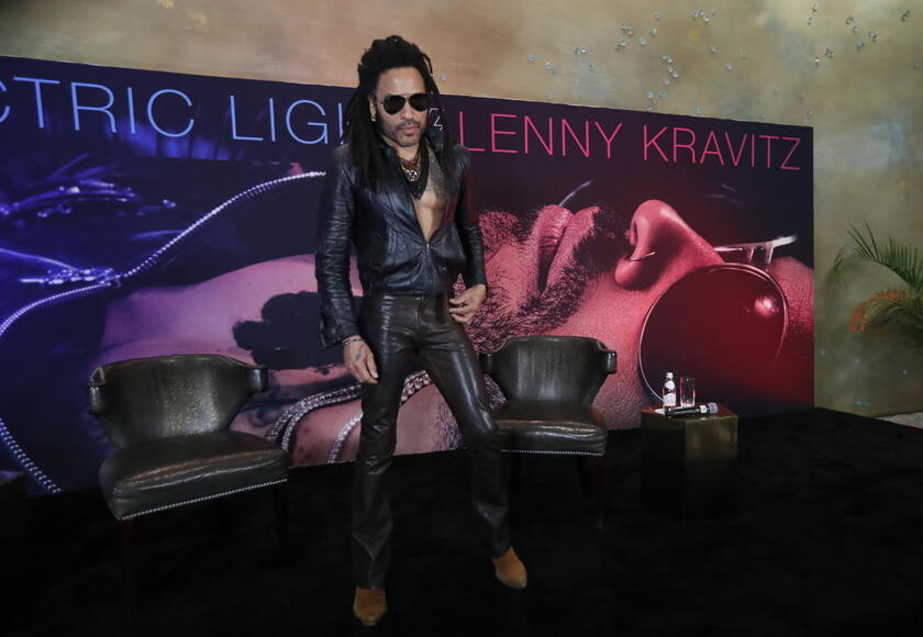 US singer Lenny Kravitz presents his new album 'Blue electric light' in Mexico City