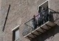 Marino si affaccia al balcone del Campidoglio © ANSA