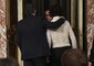Il premier Matteo Renzi esce dalla sala dei Galeoni con la moglie Agnese © Ansa