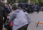 Spari e tensione tra polizia e folla a Barcellona © ANSA