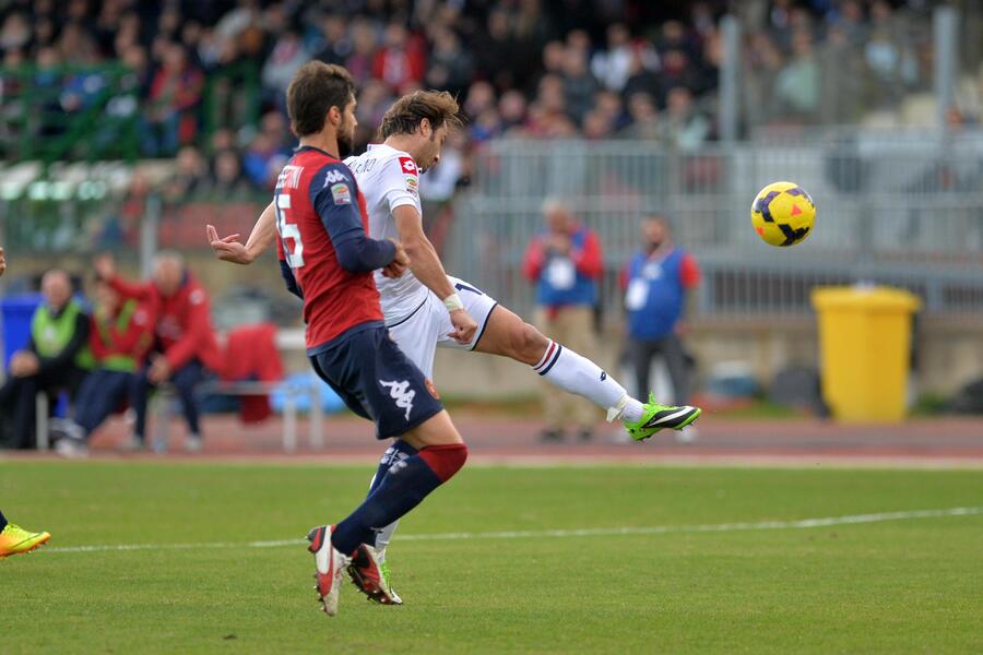 Cagliari-Genoa 2-1 © ANSA