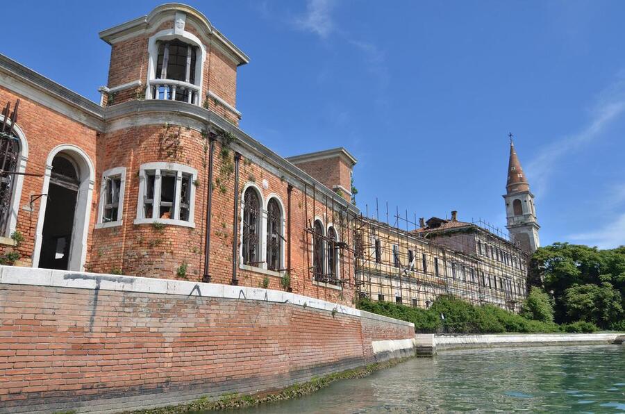 Venezia, all'asta l'isola di Poveglia. I cittadini uniti per comprarla © ANSA