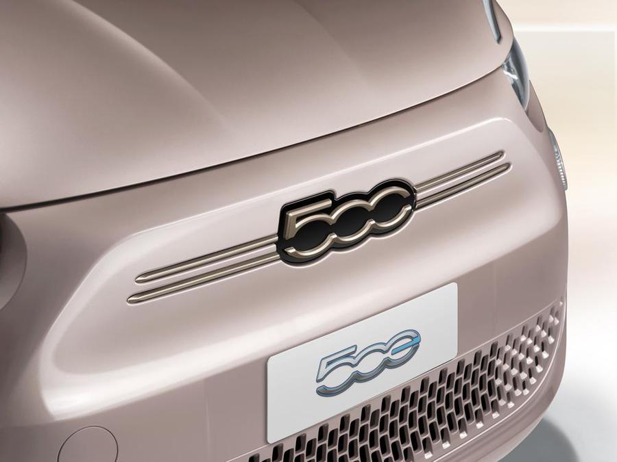 Fiat Nuova 500, Mopar crea una linea dedicata di accessori - Componenti &  Tech 