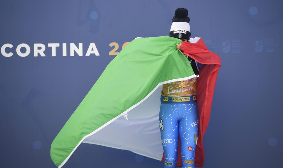 Mondiali Sci: Bassino trionfa nel parallelo, e' oro per l'Italia © 