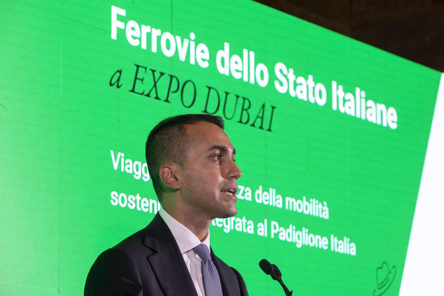 Luigi Di Maio a presentazione partecipazione gruppo Ferrovie dello Stato Italiane