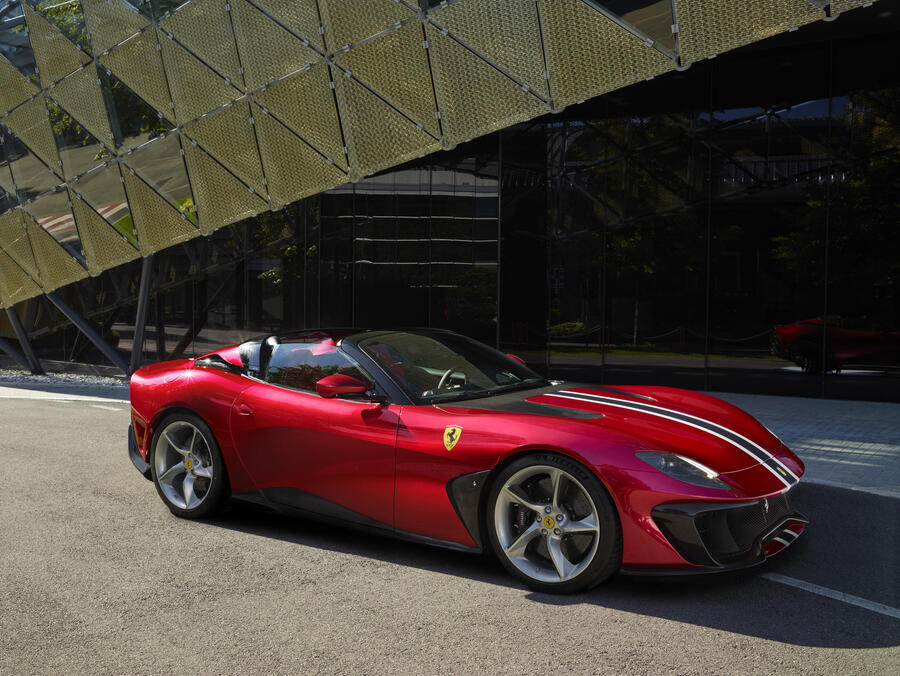 Ferrari SP51 © 