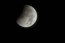 Il 25 aprile eclissi parziale di Luna