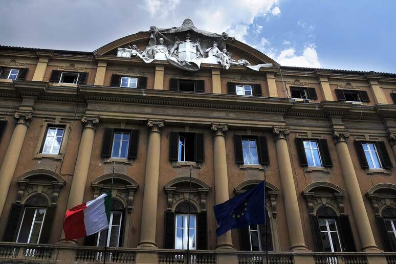 Veduta esterna della sede del Ministero dell 'Economia e delle Finanze in via XX settembre a Roma - RIPRODUZIONE RISERVATA