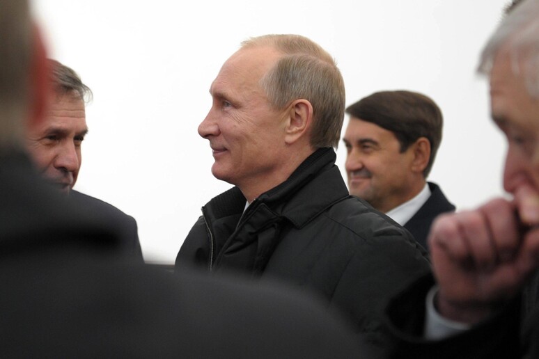 Vladimir Putin in visita a Novosibirsk © ANSA/EPA