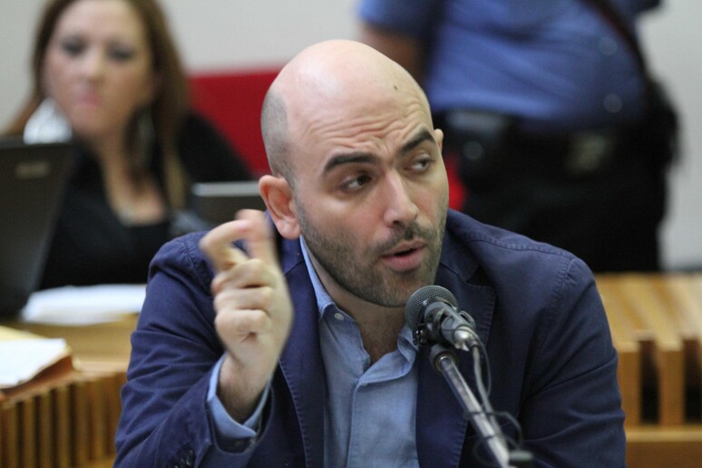 Cucchi, Saviano e Fedez accusano:  'Nessuna giustizia ' - RIPRODUZIONE RISERVATA