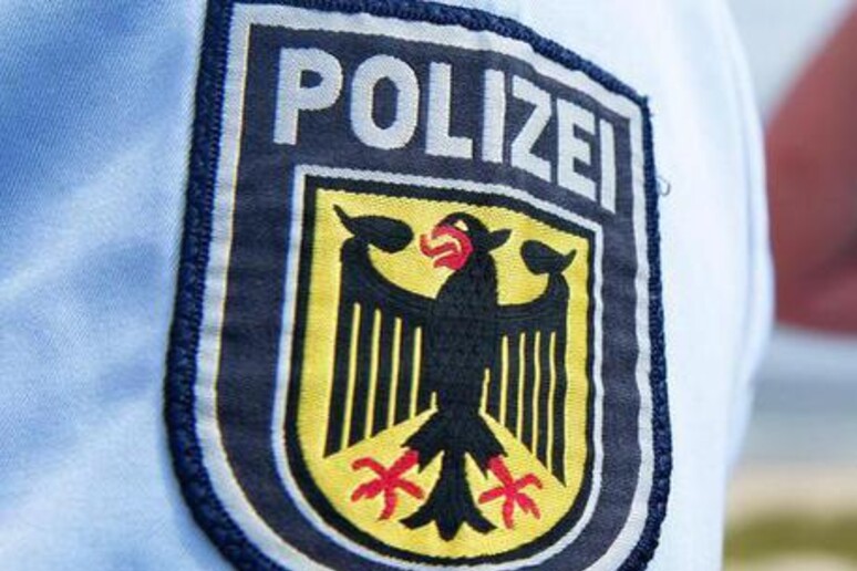 Polizia tedesca - RIPRODUZIONE RISERVATA