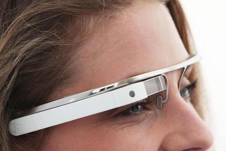 Luxottica: brilla in Borsa con Google Glass (+4%) - RIPRODUZIONE RISERVATA