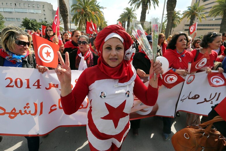 Manifestazione per i diritti delle donne a Tunisi -     RIPRODUZIONE RISERVATA