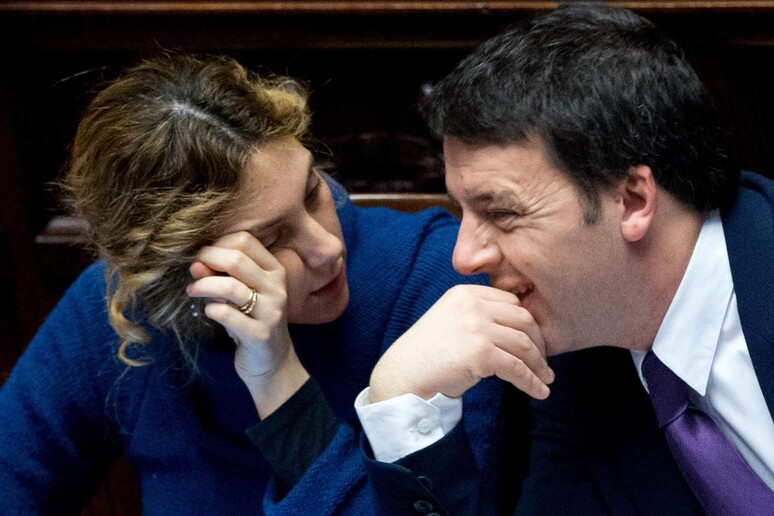 Il presidente del Consiglio, Matteo Renzi e il ministro della P.a., Marianna Madia - RIPRODUZIONE RISERVATA