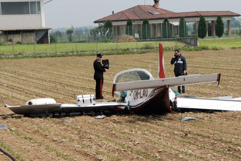 Cade aereo biposto in Brianza, due morti - RIPRODUZIONE RISERVATA