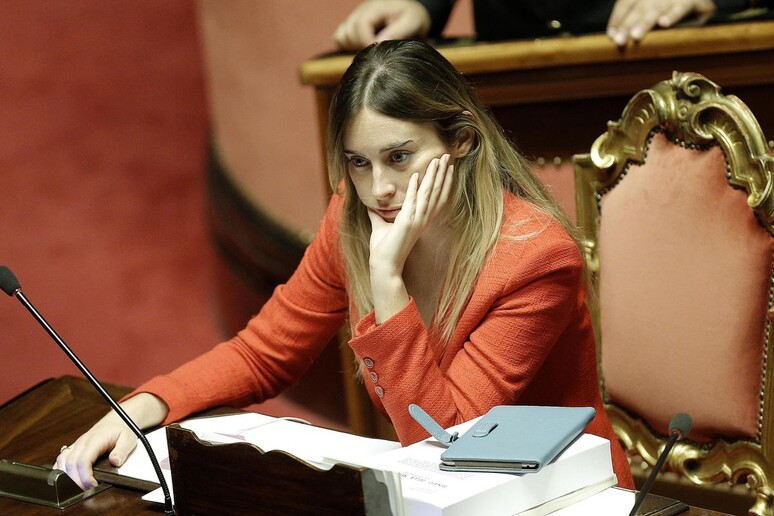 Il ministro delle Riforme Maria Elena Boschi in Senato. Foto: ANSA/GIUSEPPE LAMI - RIPRODUZIONE RISERVATA