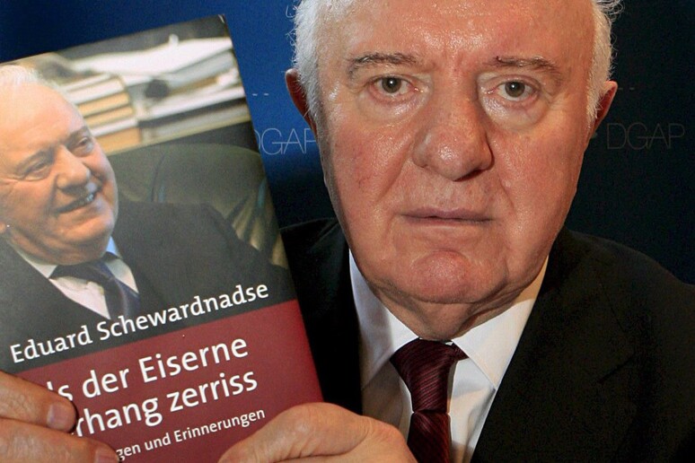 Morto Shevardnadze, protagonista della Perestrojka - RIPRODUZIONE RISERVATA