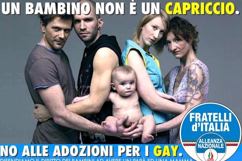 Destra alza barricate, mai in Italia adozioni ai gay - RIPRODUZIONE RISERVATA