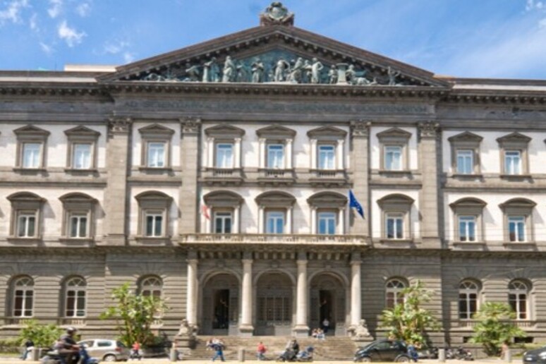 L 'Università Federico II di Napoli -     RIPRODUZIONE RISERVATA